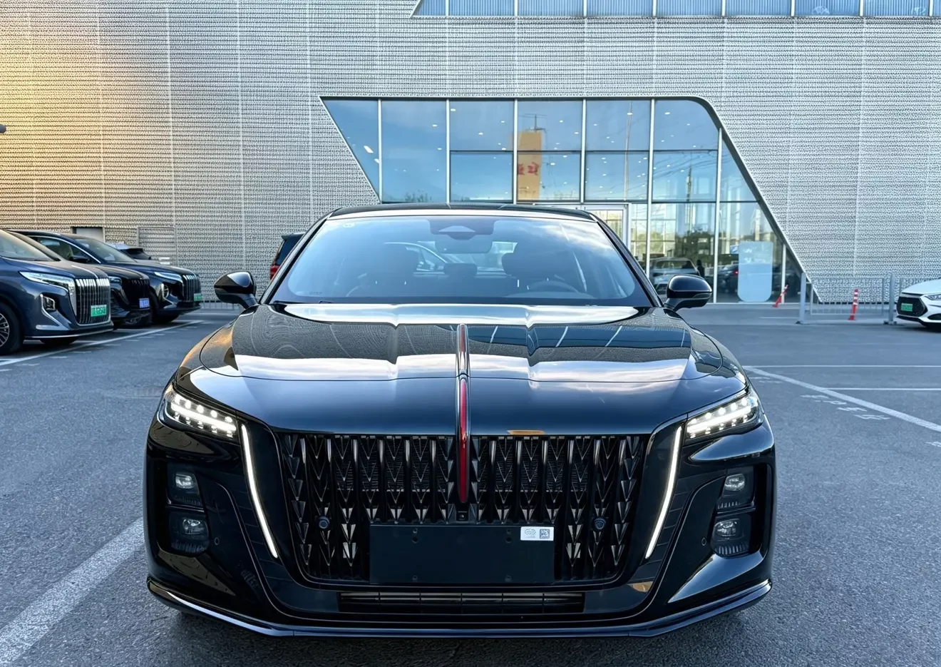Hongqi H5