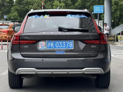 Volvo V90