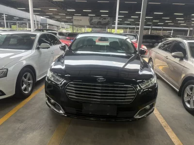 Ford Taurus