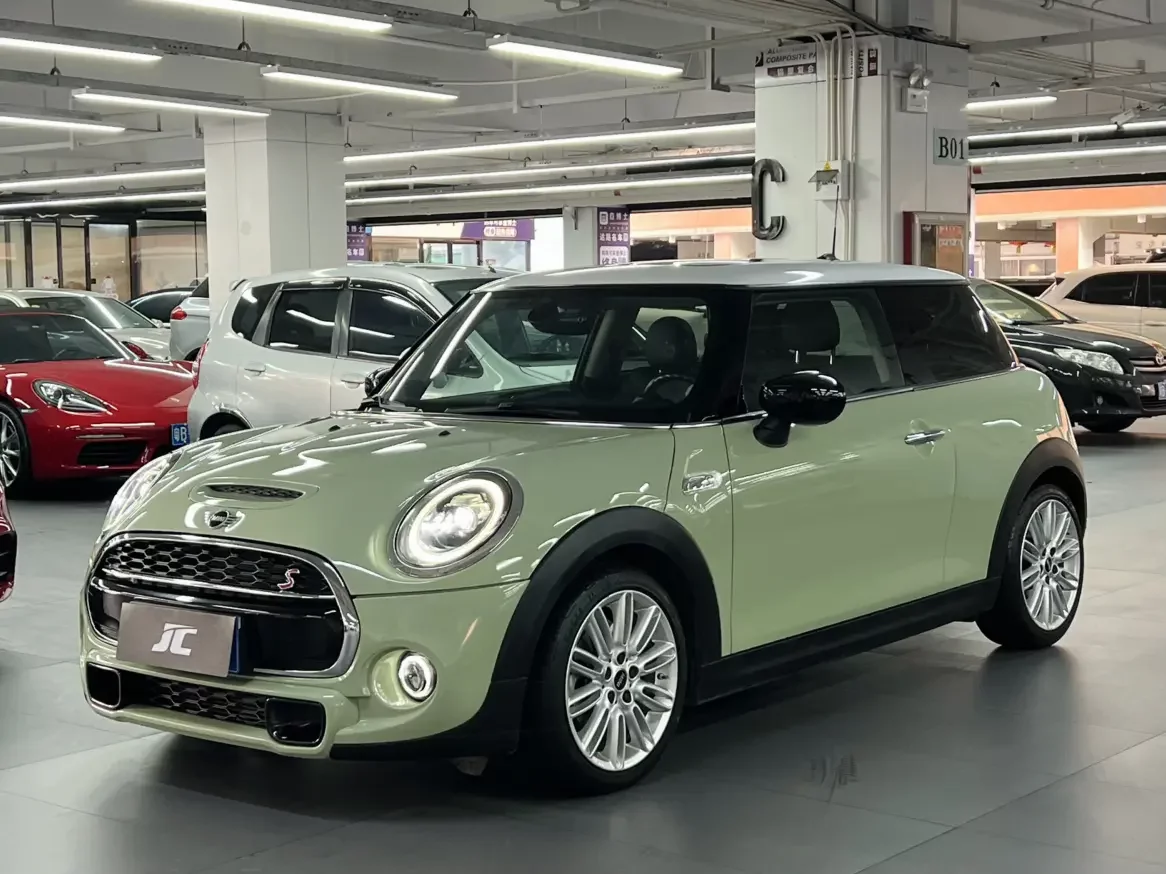 MINI 