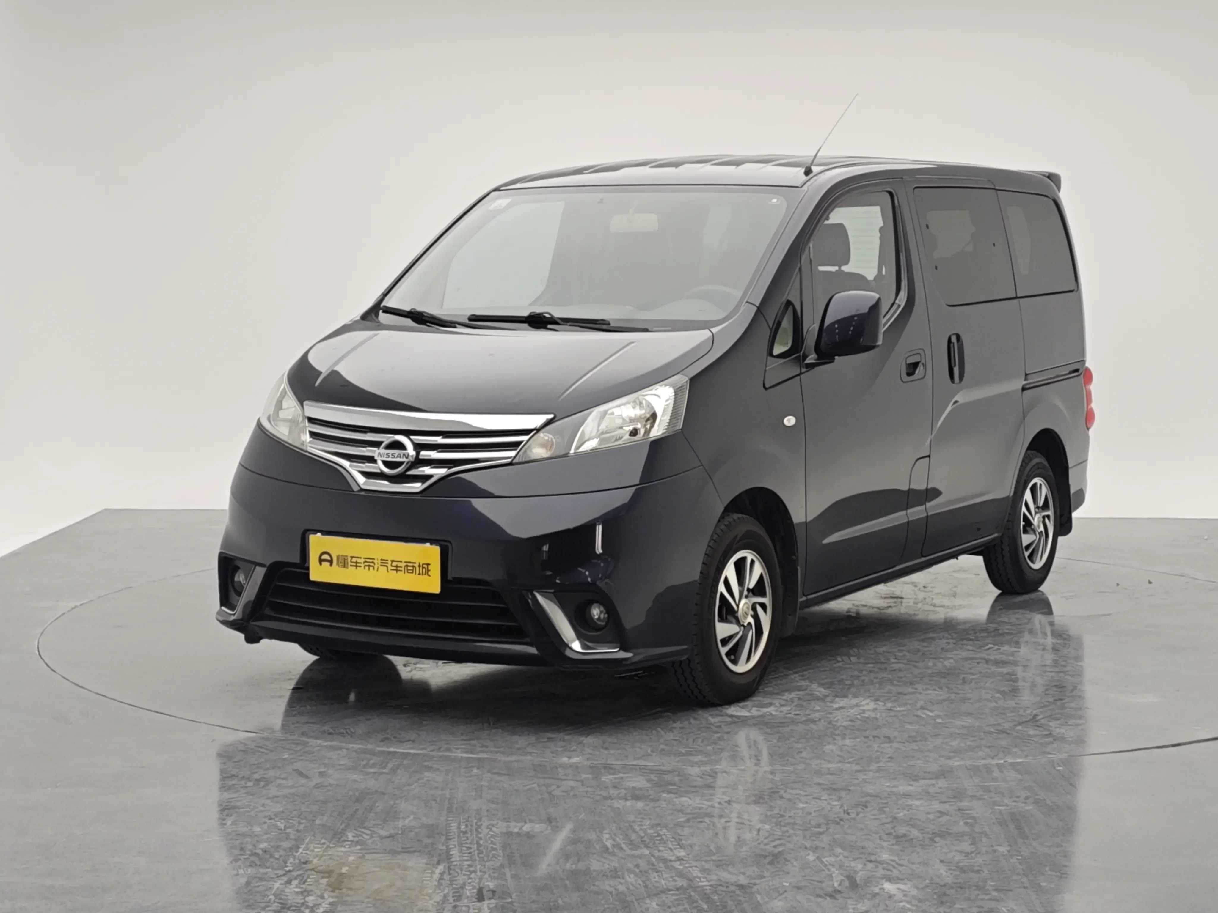 Nissan NV200  из Китая