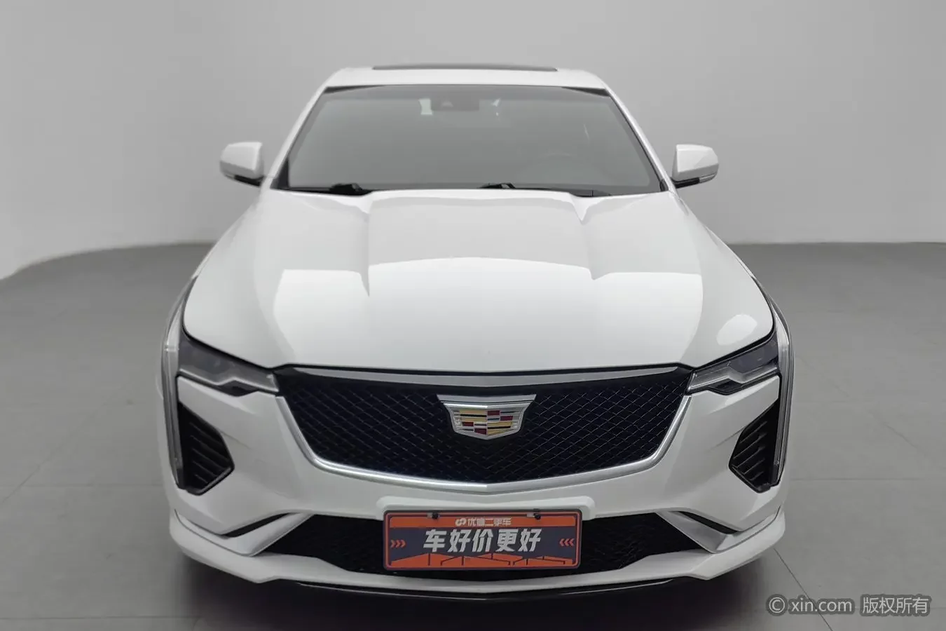 Cadillac CT4