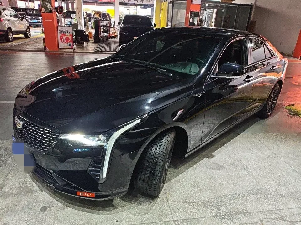 Cadillac CT4