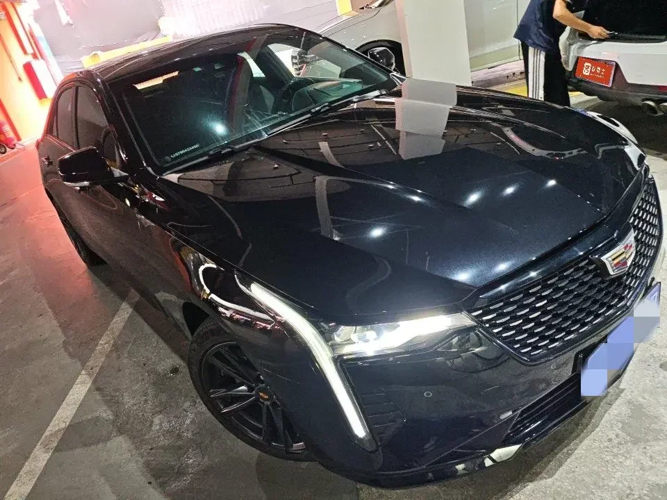 Cadillac CT4