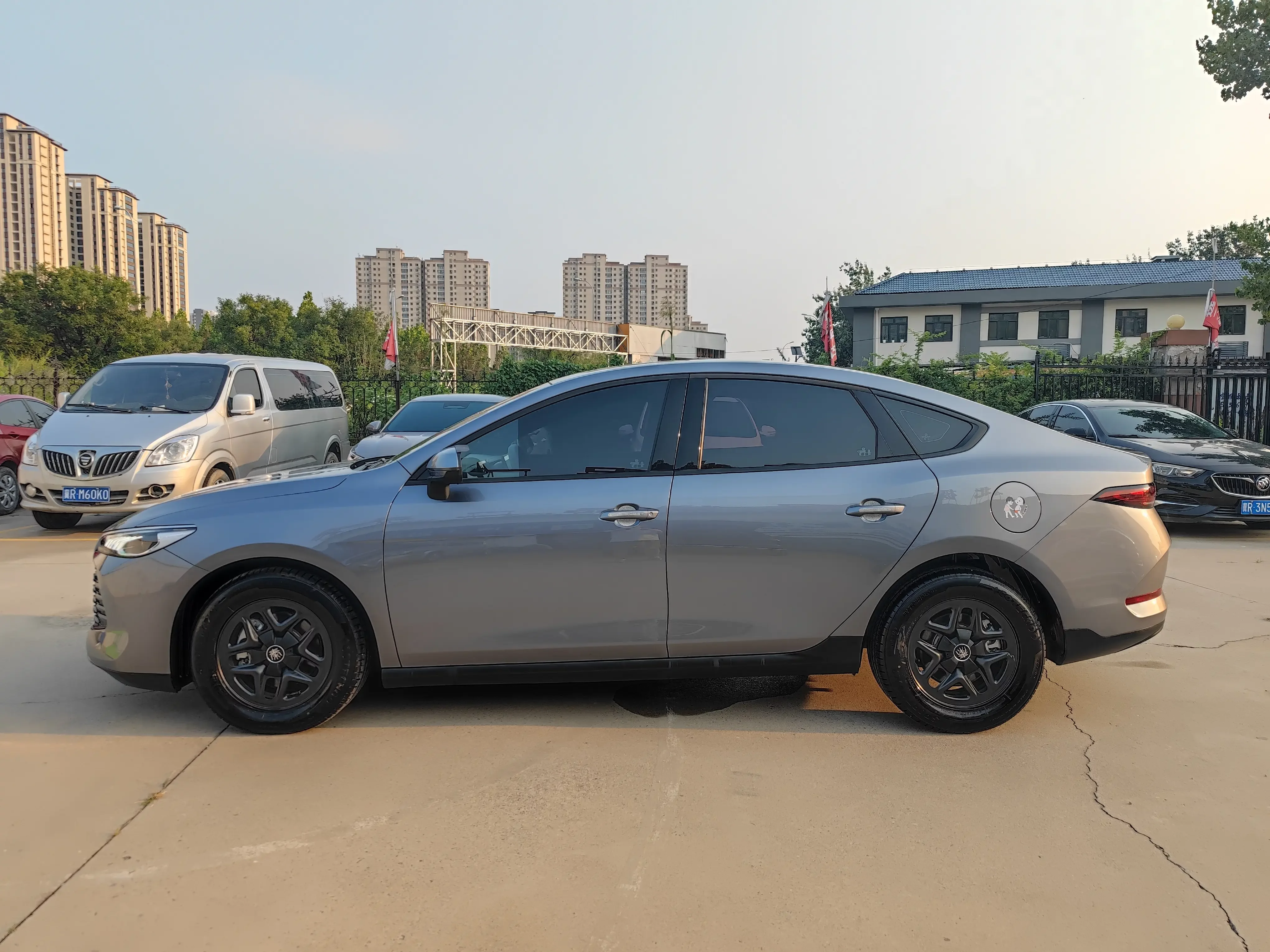 BYD Qin PLUS DM