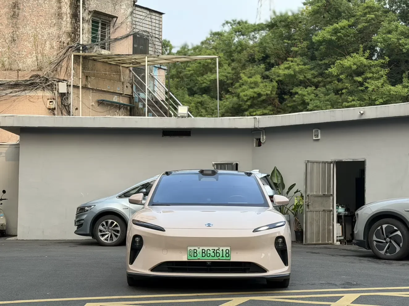 NIO ET5T