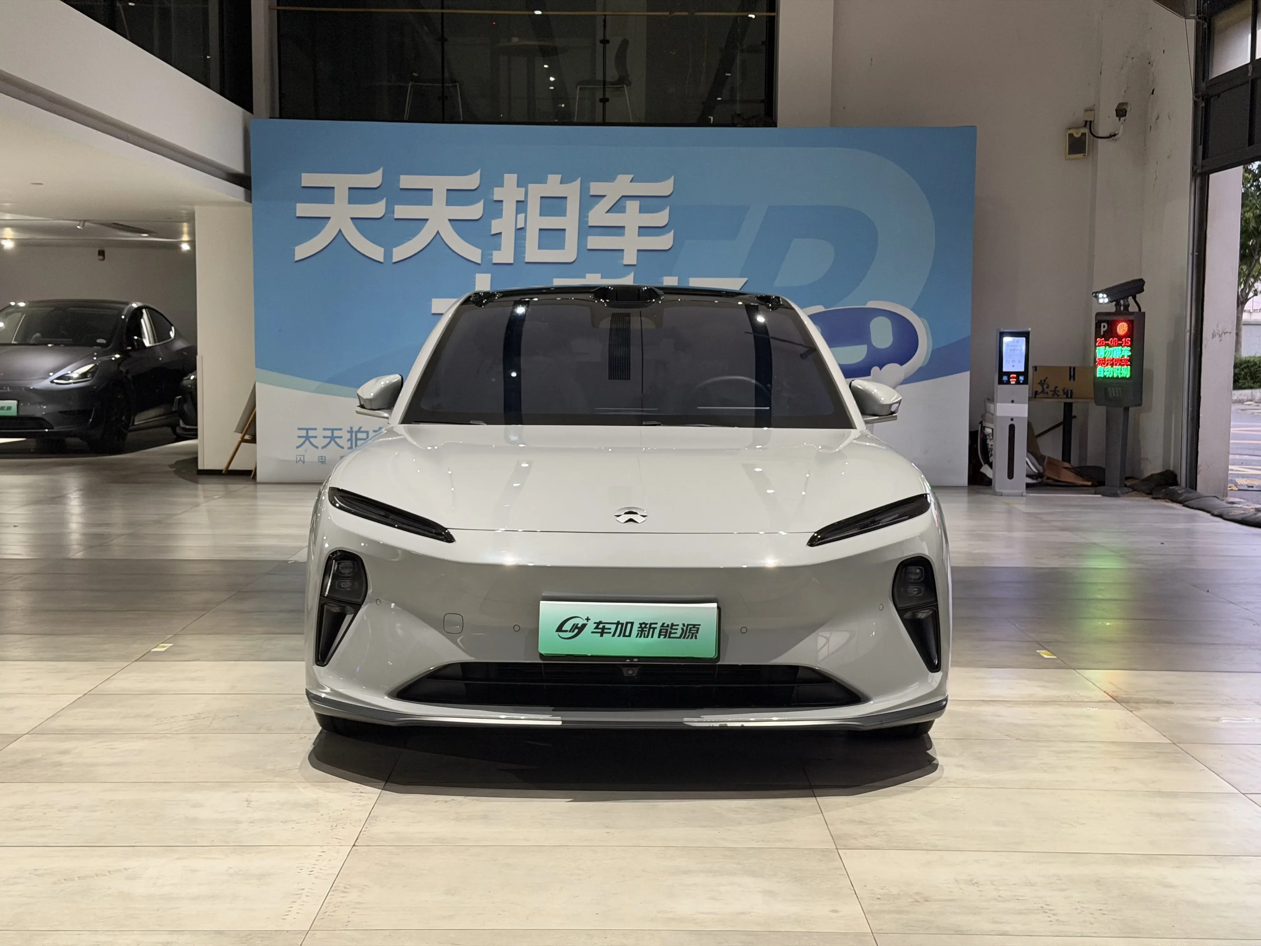 NIO ET5T  из Китая