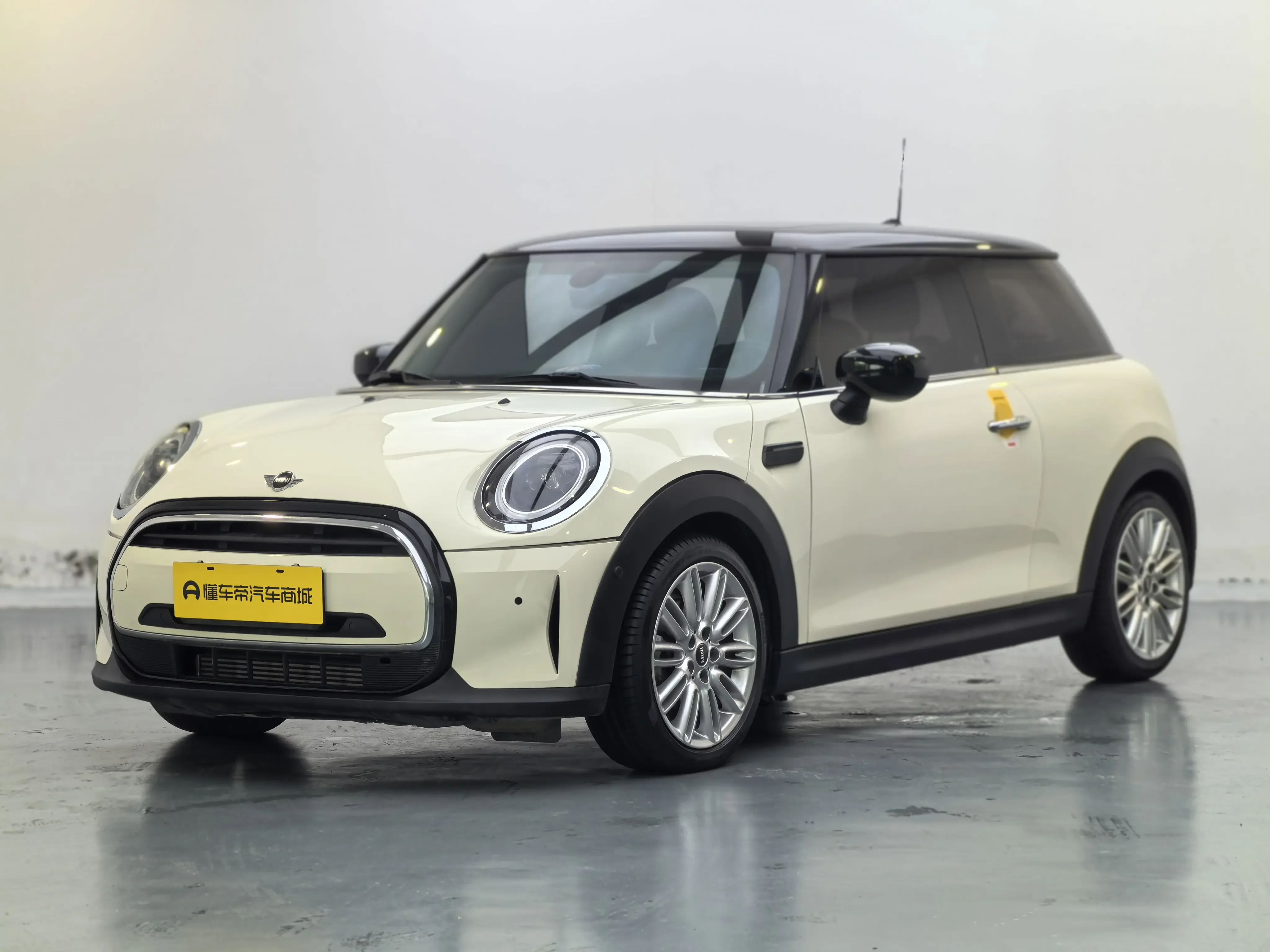 MINI 
