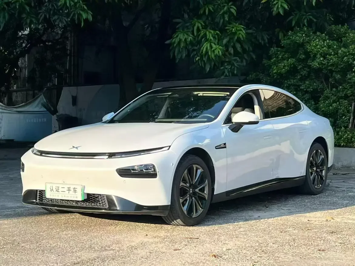 Xpeng P7