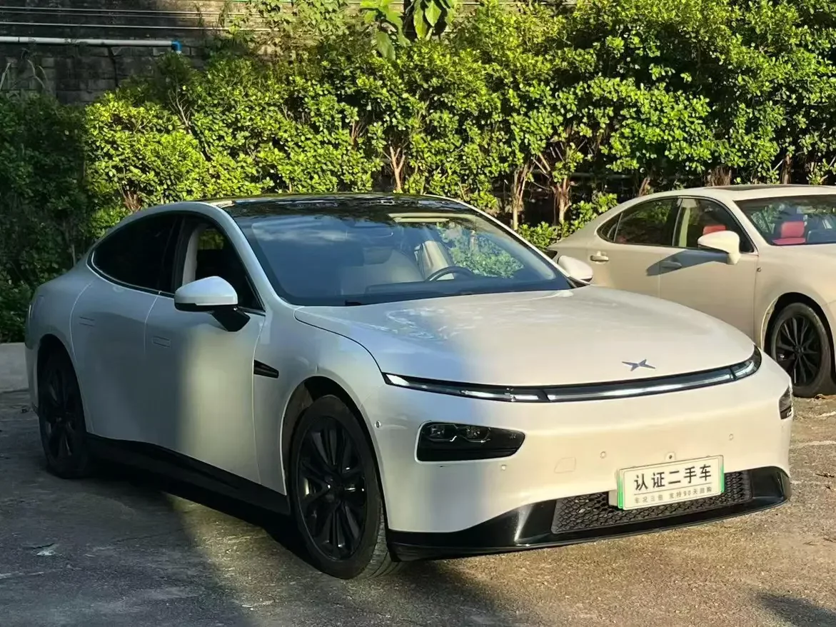 Xpeng P7