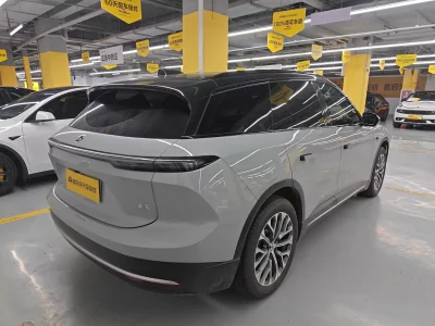 NIO ES6
