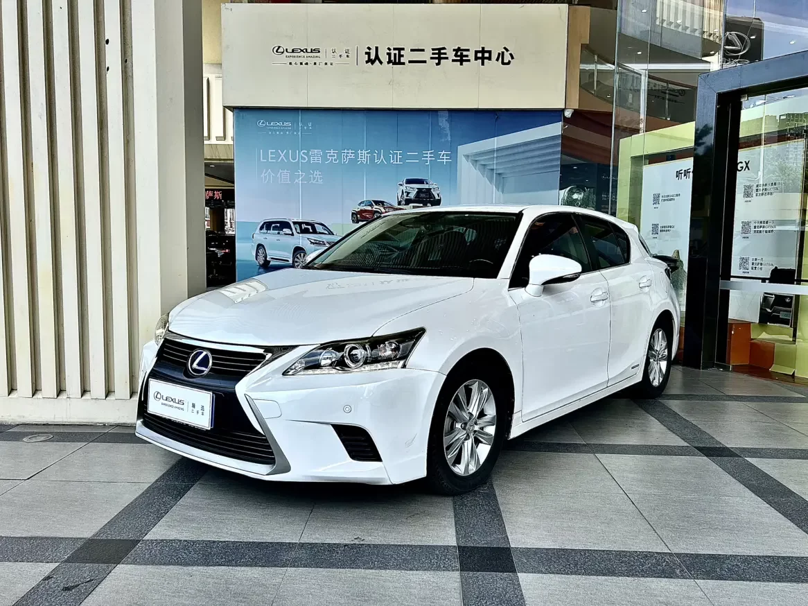 Lexus CT