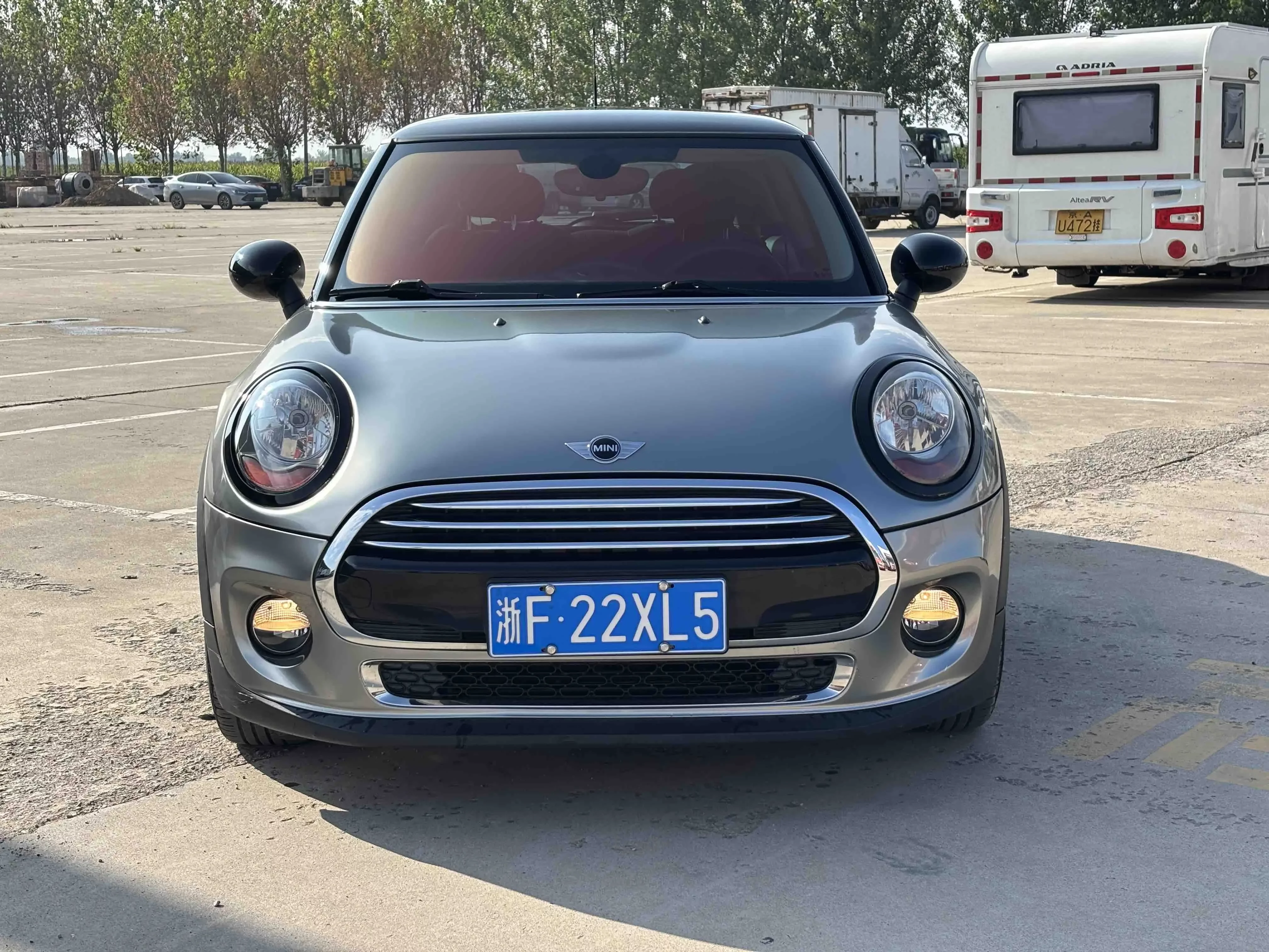MINI 