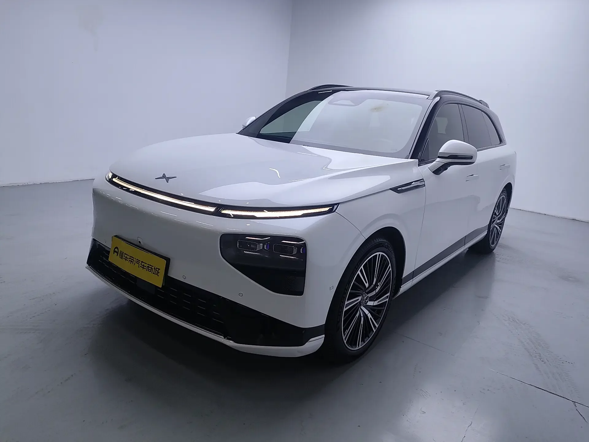 Xpeng G9