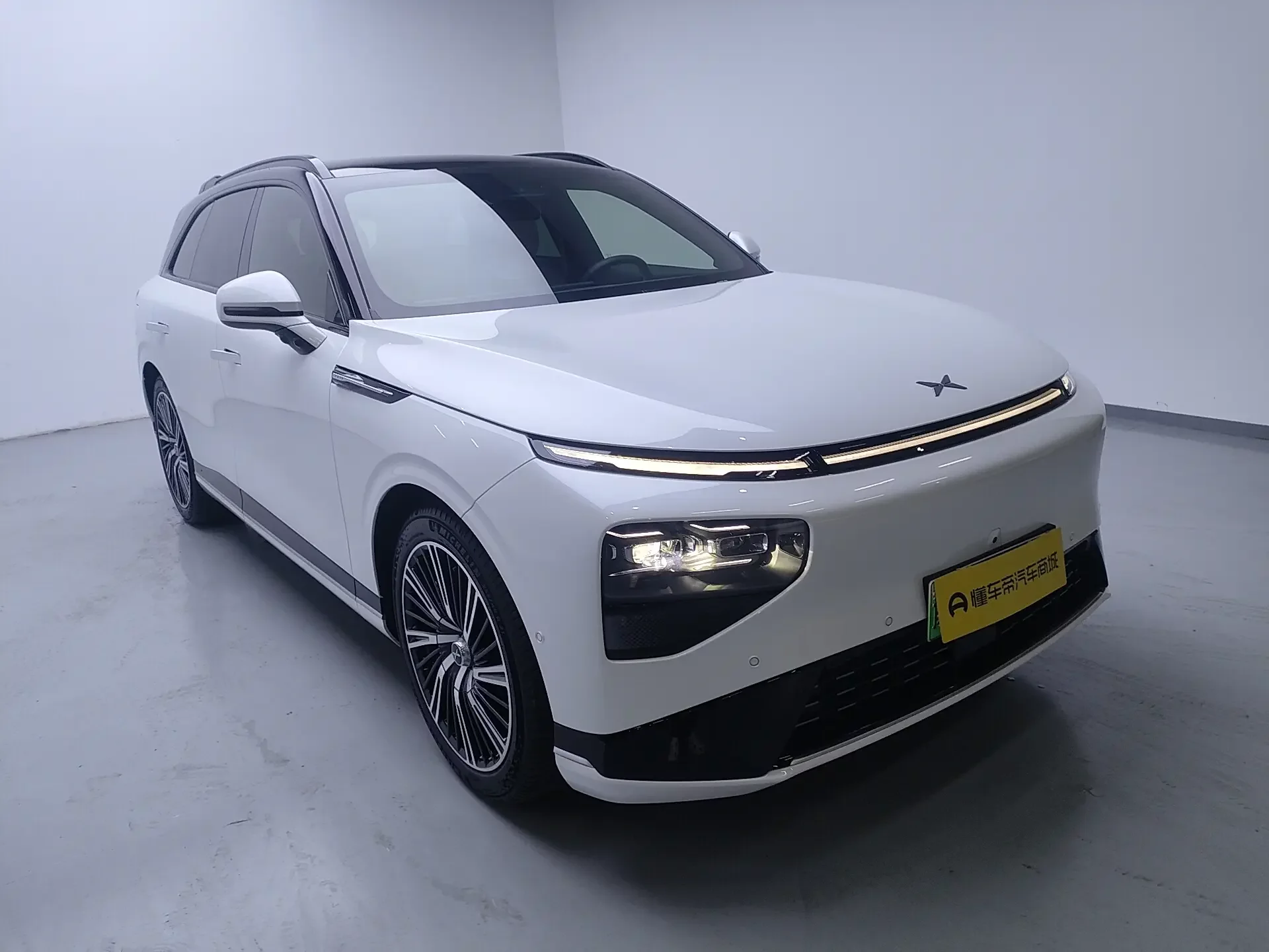 Xpeng G9