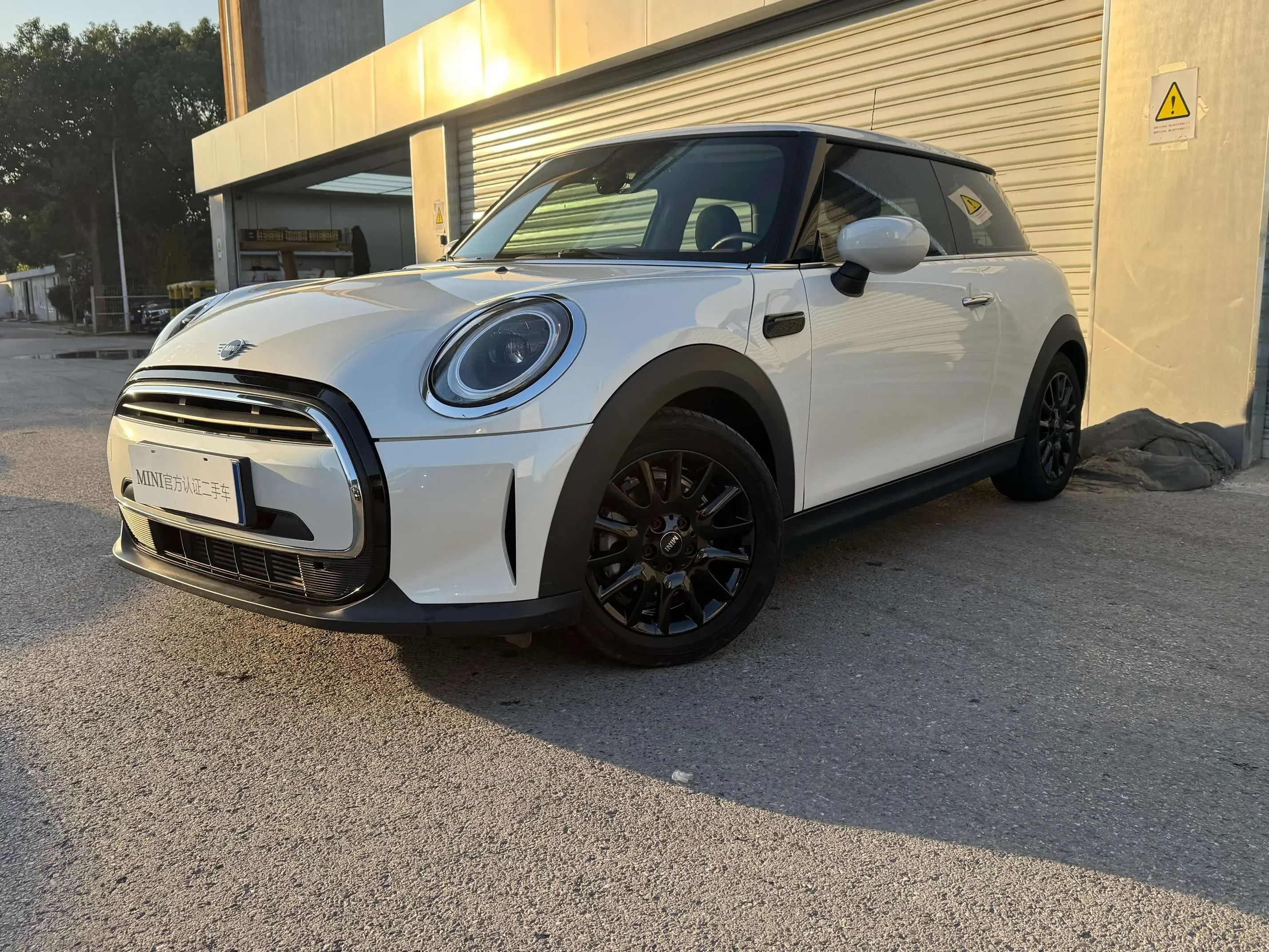 MINI 