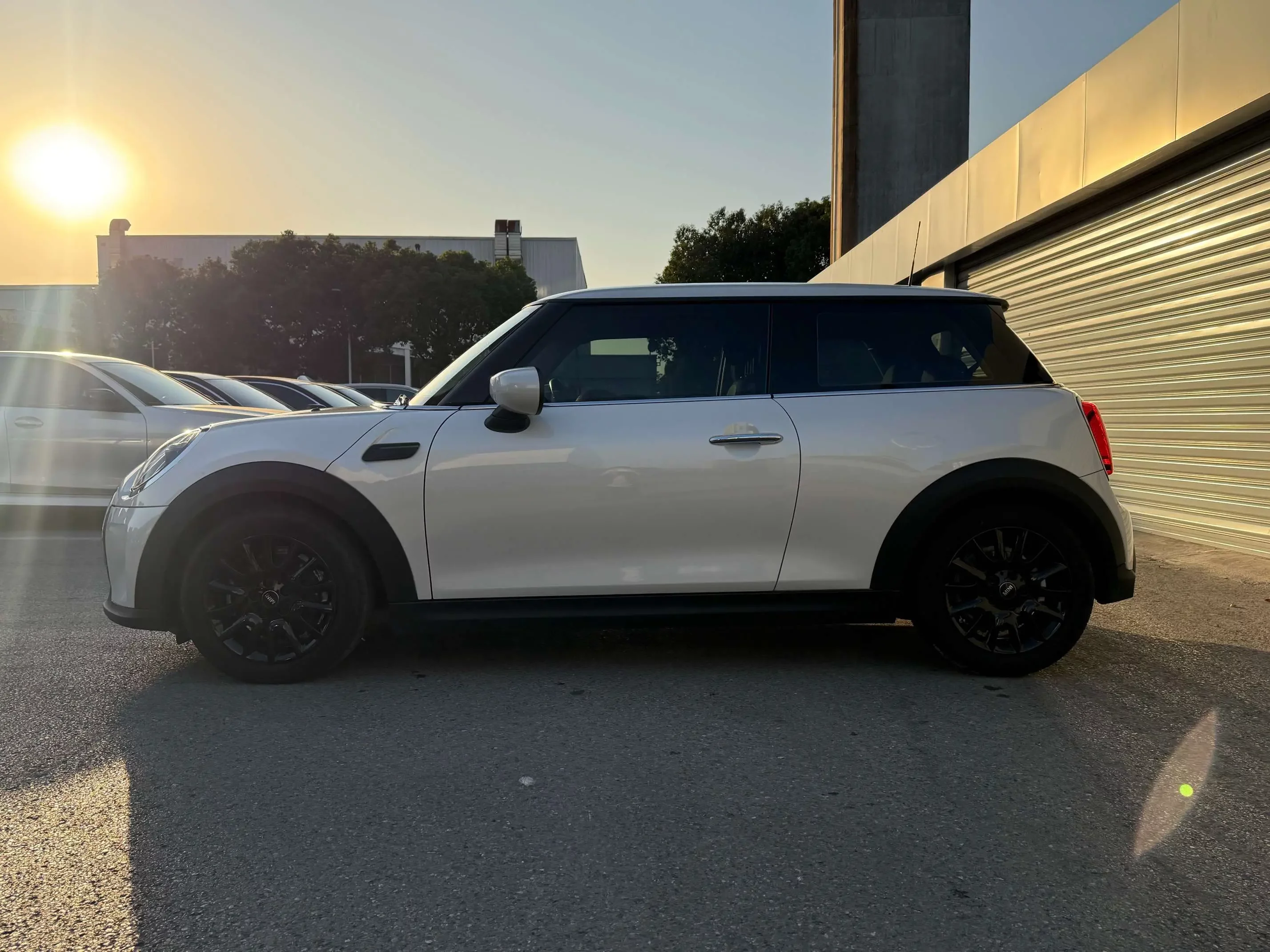 MINI 