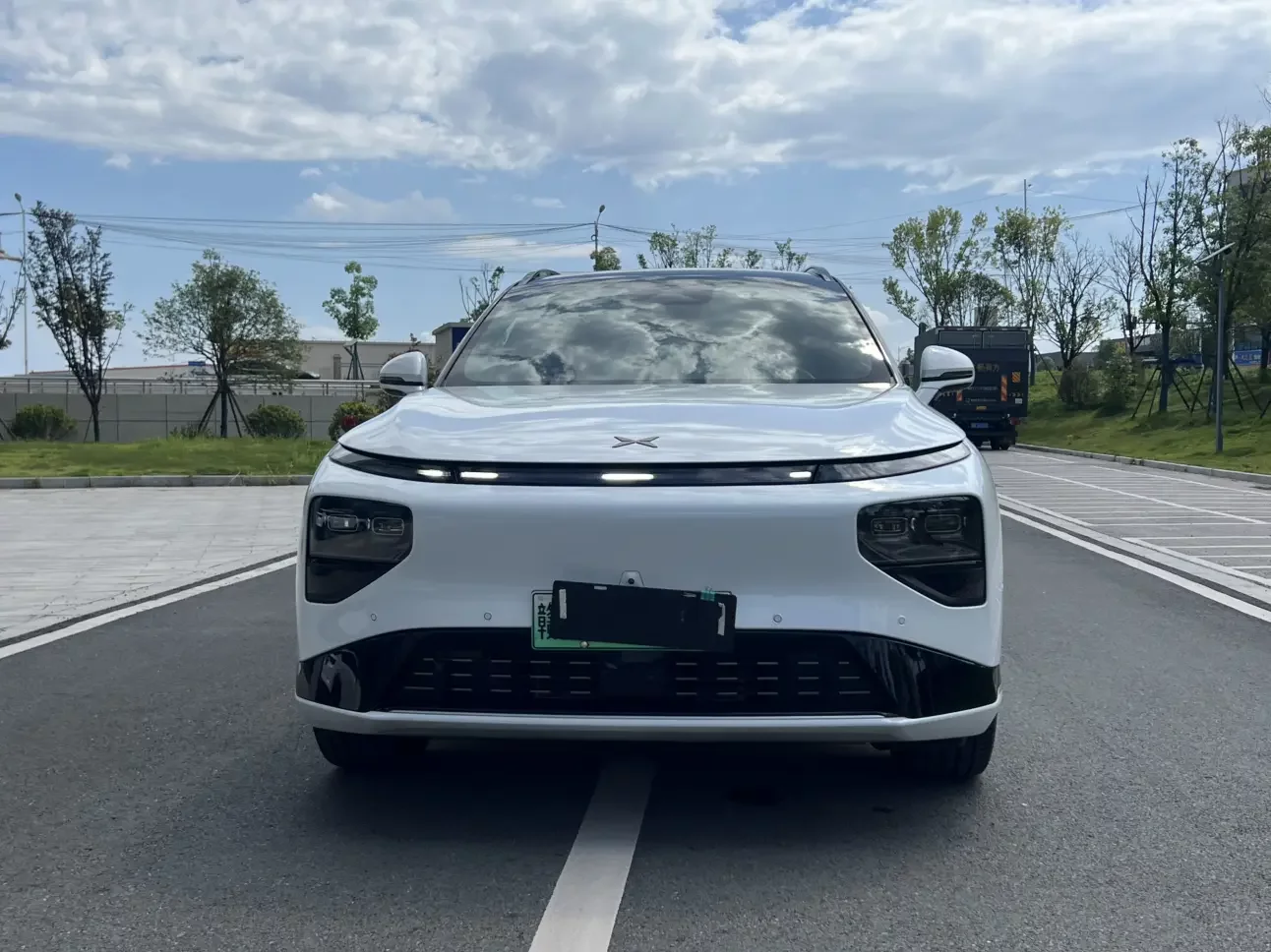 Xpeng G9