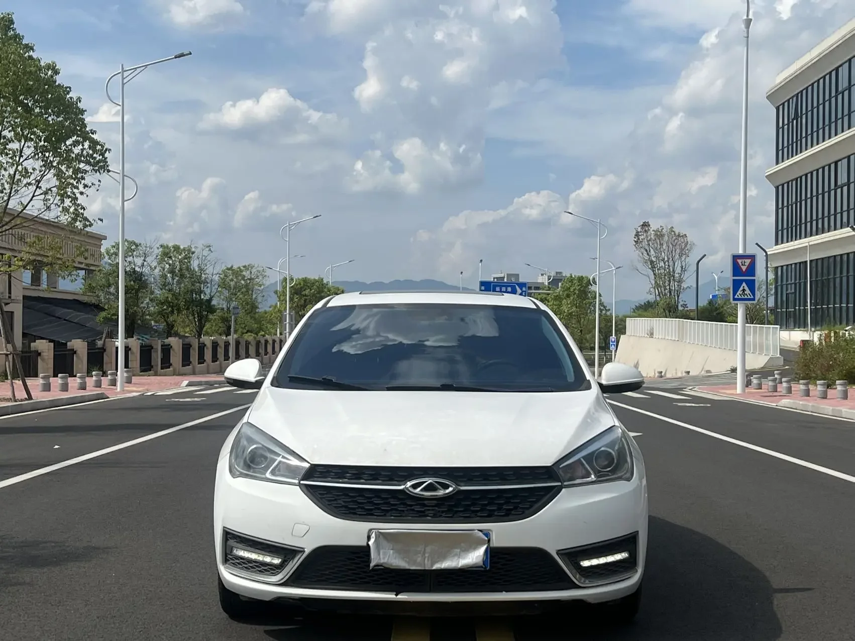 Chery Arrizo 5