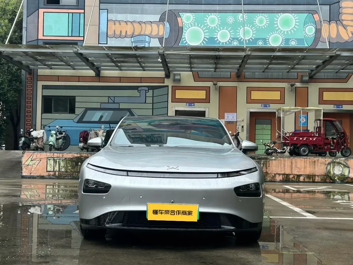 Xpeng P7