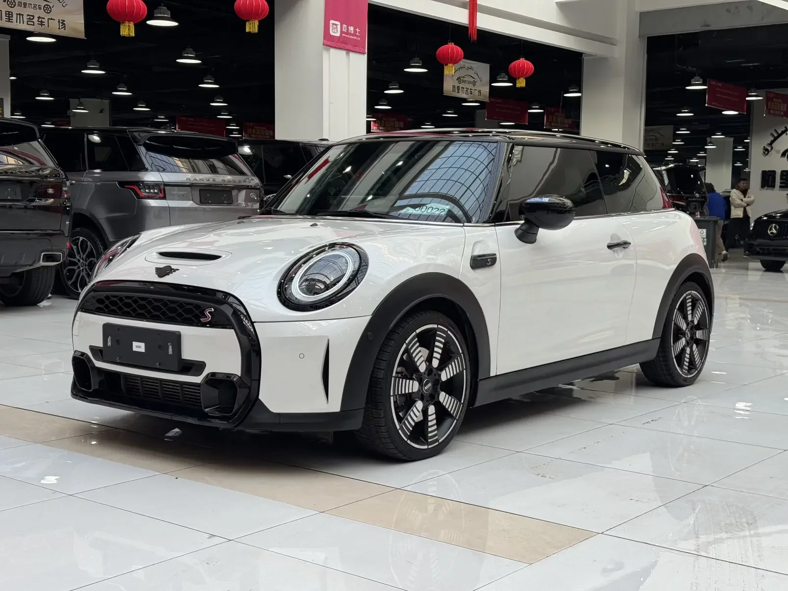 MINI 