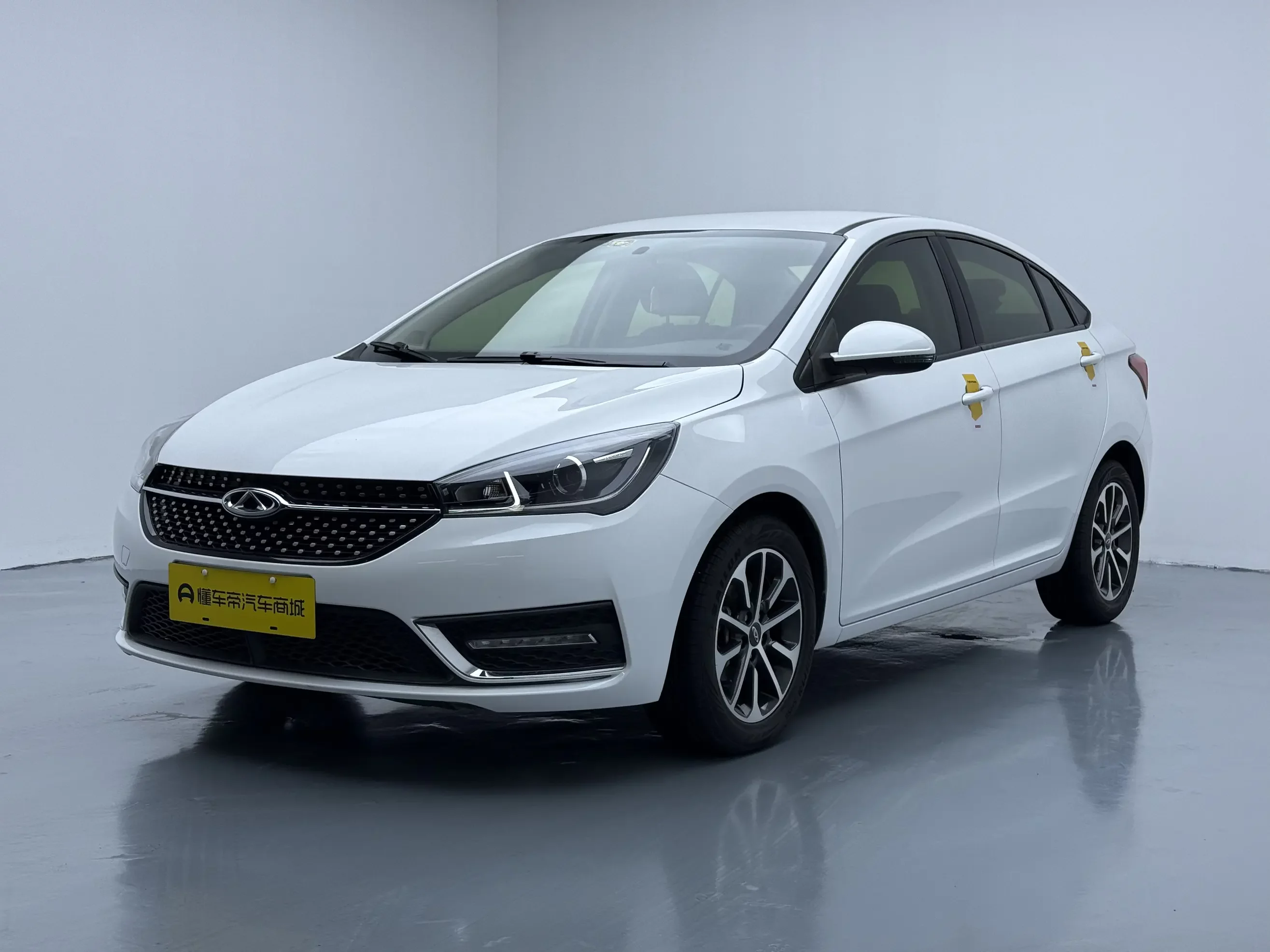 Chery Arrizo 5
