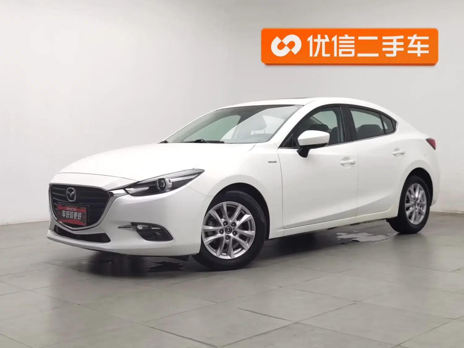 Mazda Axela (3)