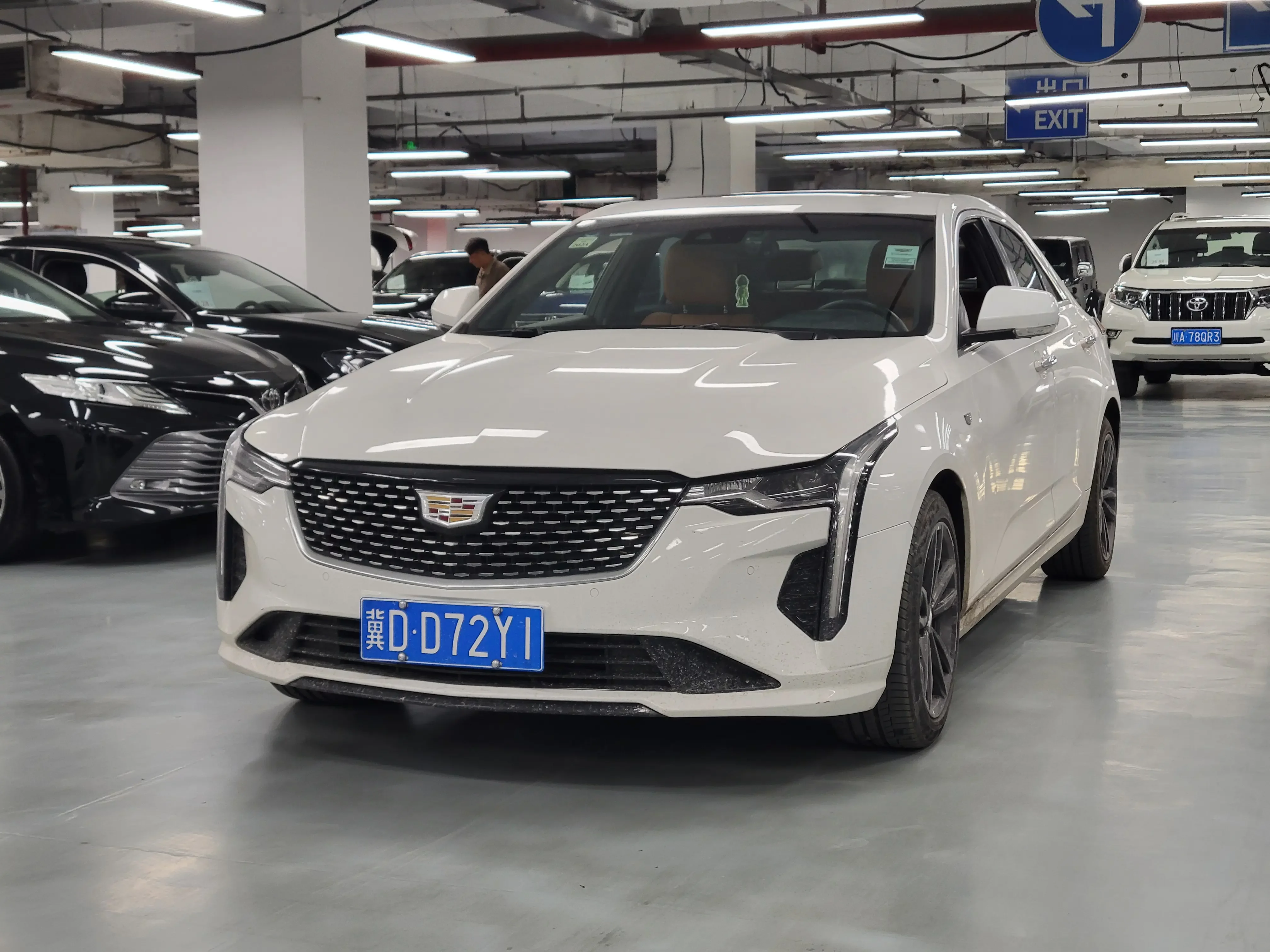 Cadillac CT4