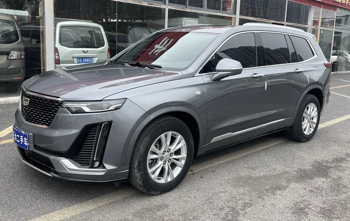 Cadillac XT6