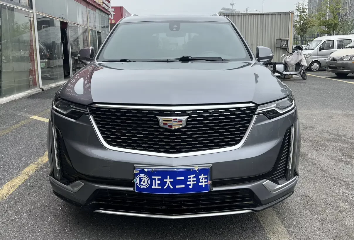 Cadillac XT6