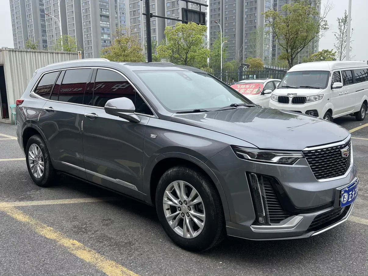 Cadillac XT6