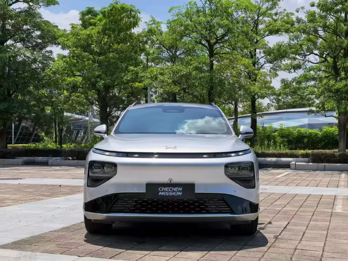 Xpeng G9