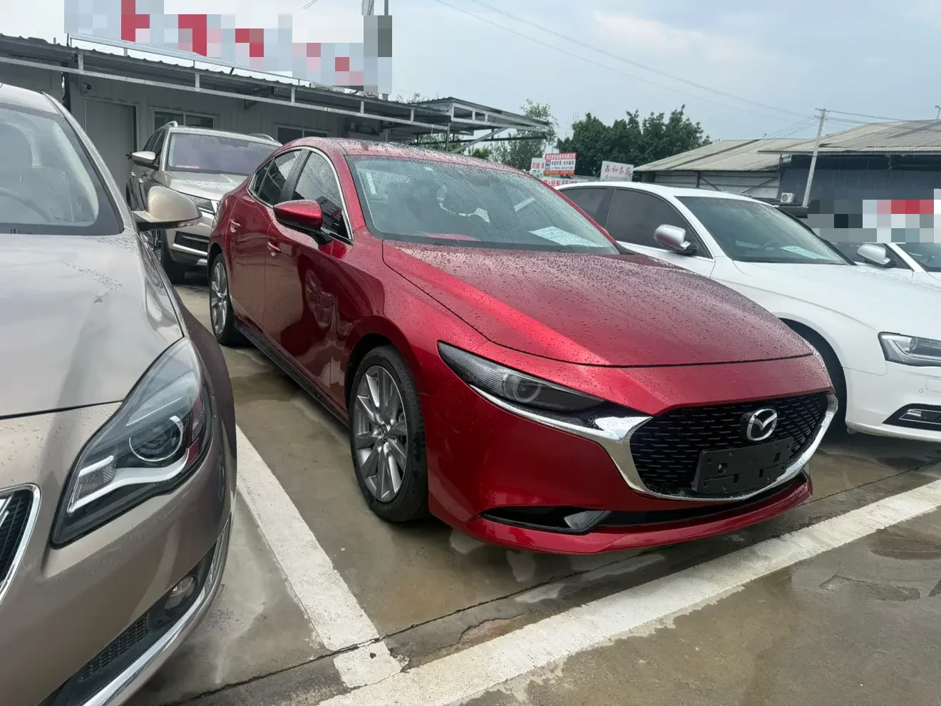 Mazda Axela (3)