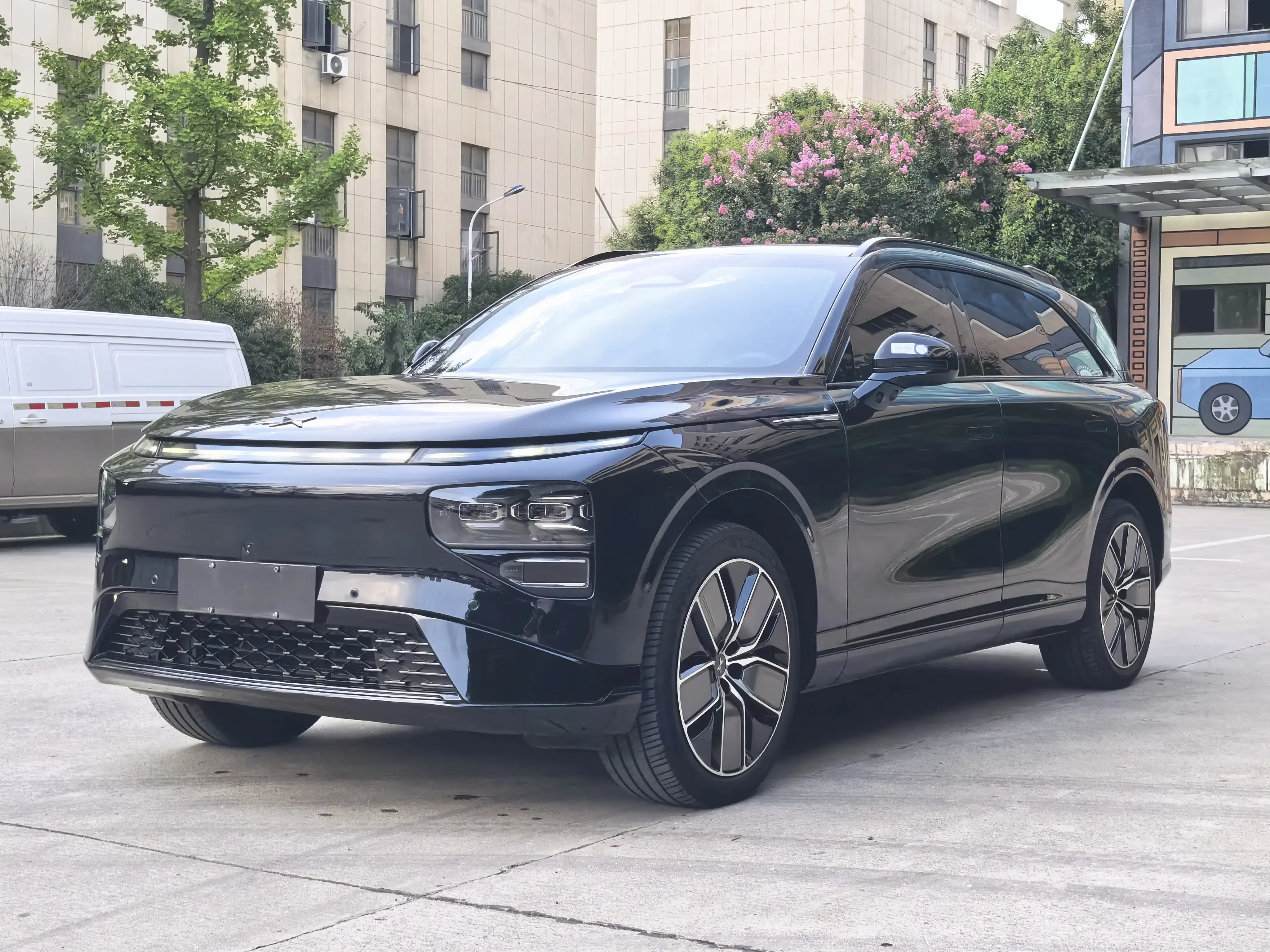 Xpeng G9