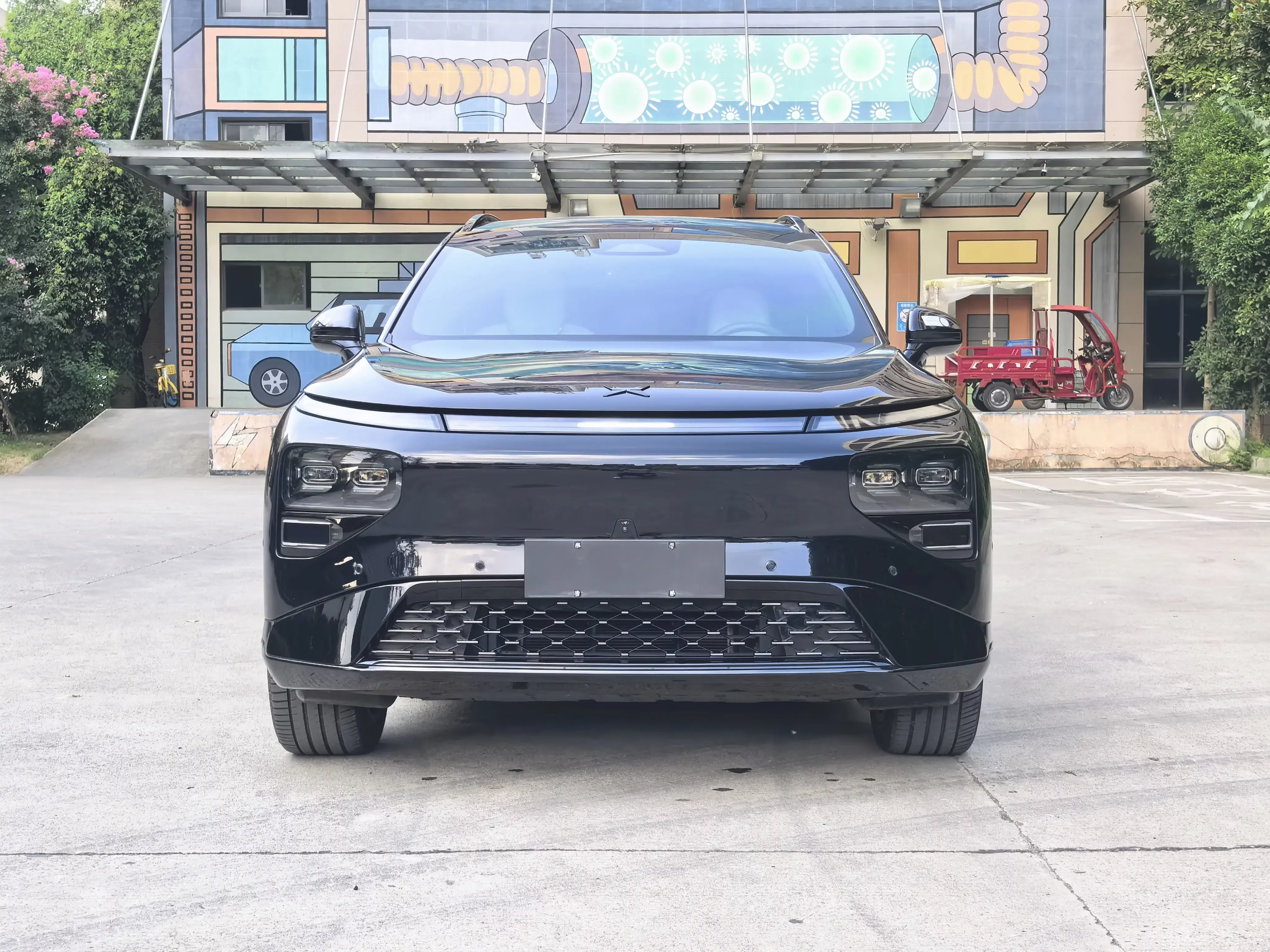 Xpeng G9