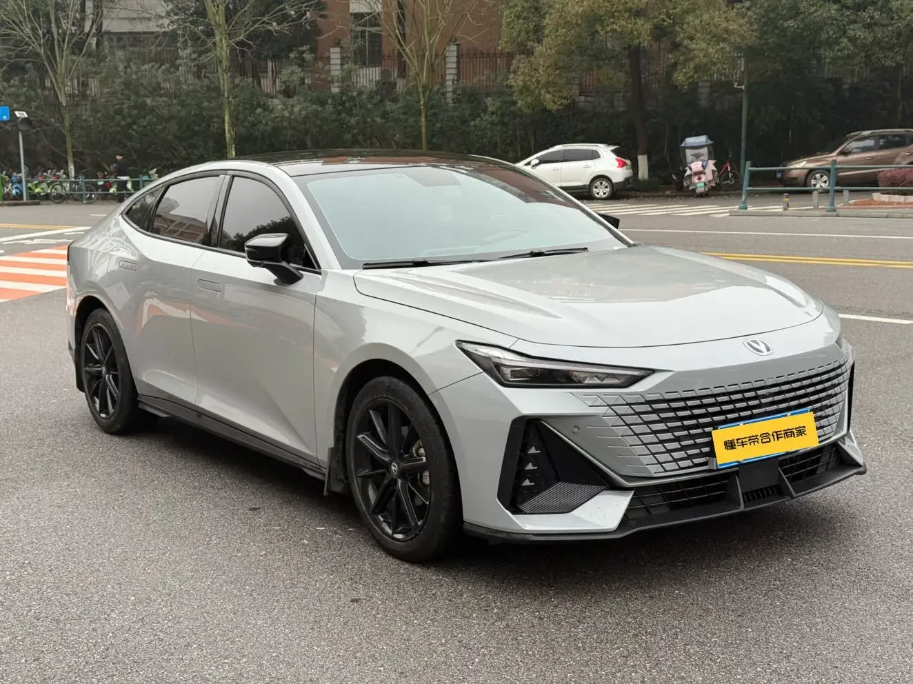 Changan UNI-V