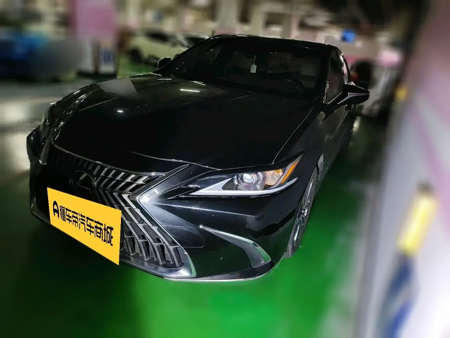 Lexus ES
