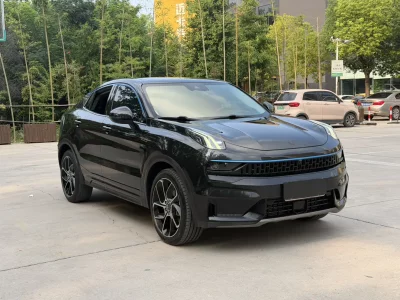 Lynk & Co 05