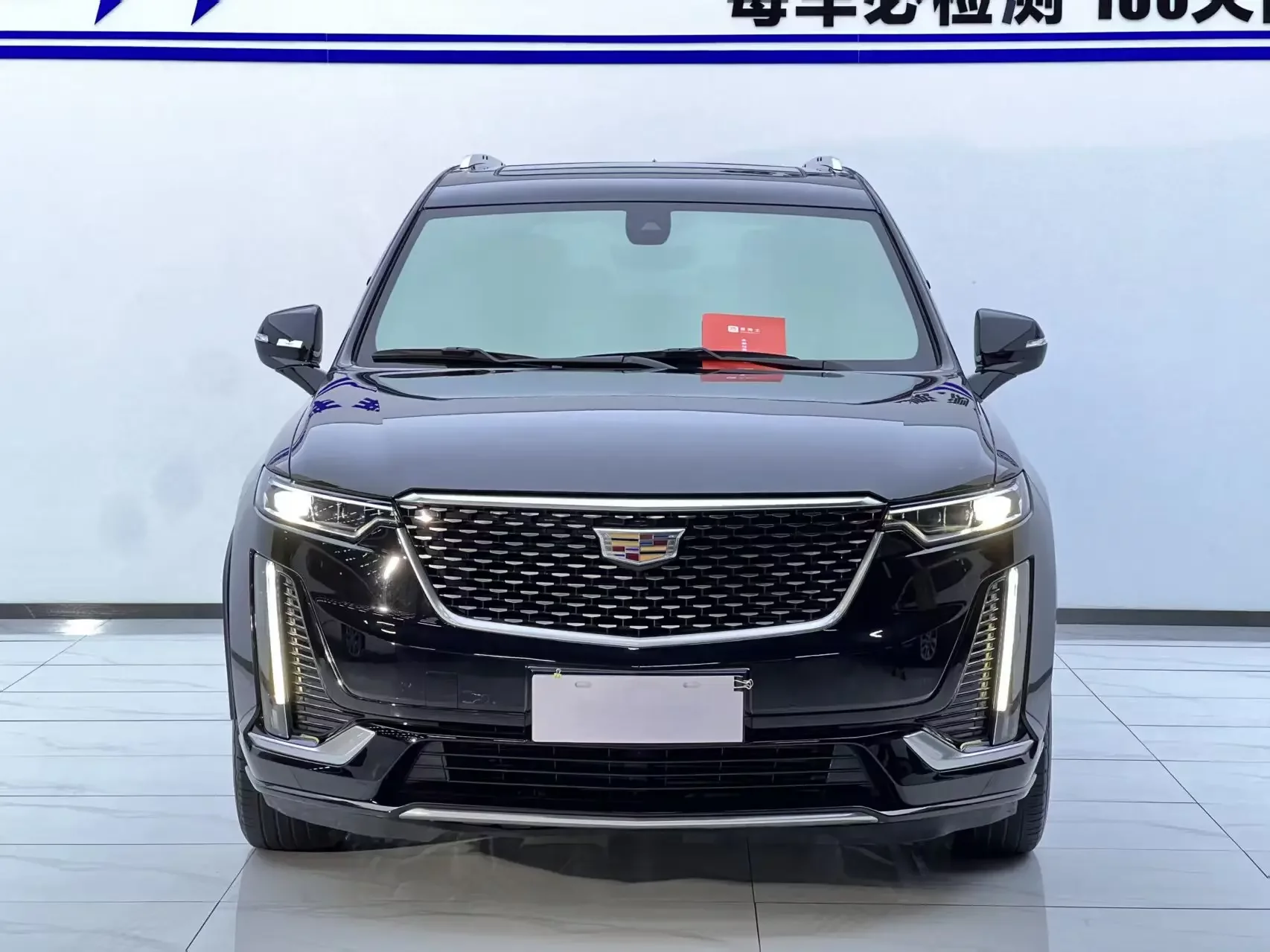 Cadillac XT6