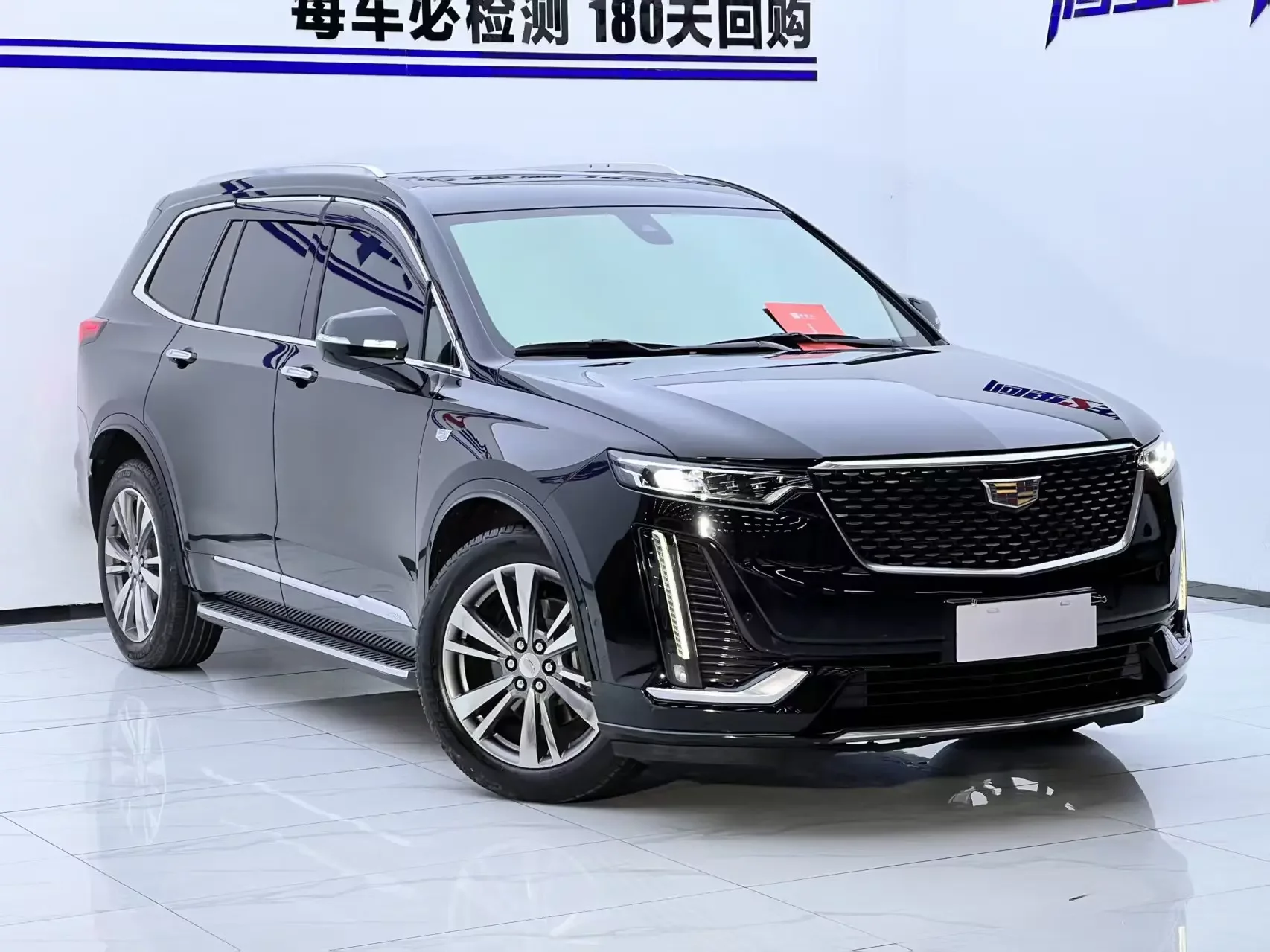 Cadillac XT6