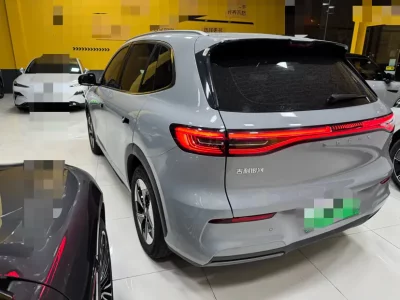 Geely Galaxy E5