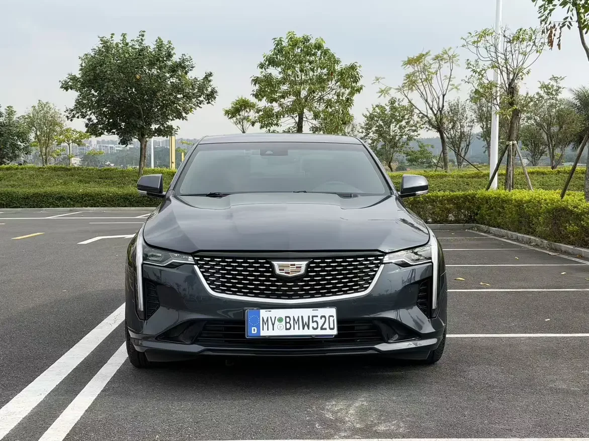 Cadillac CT4