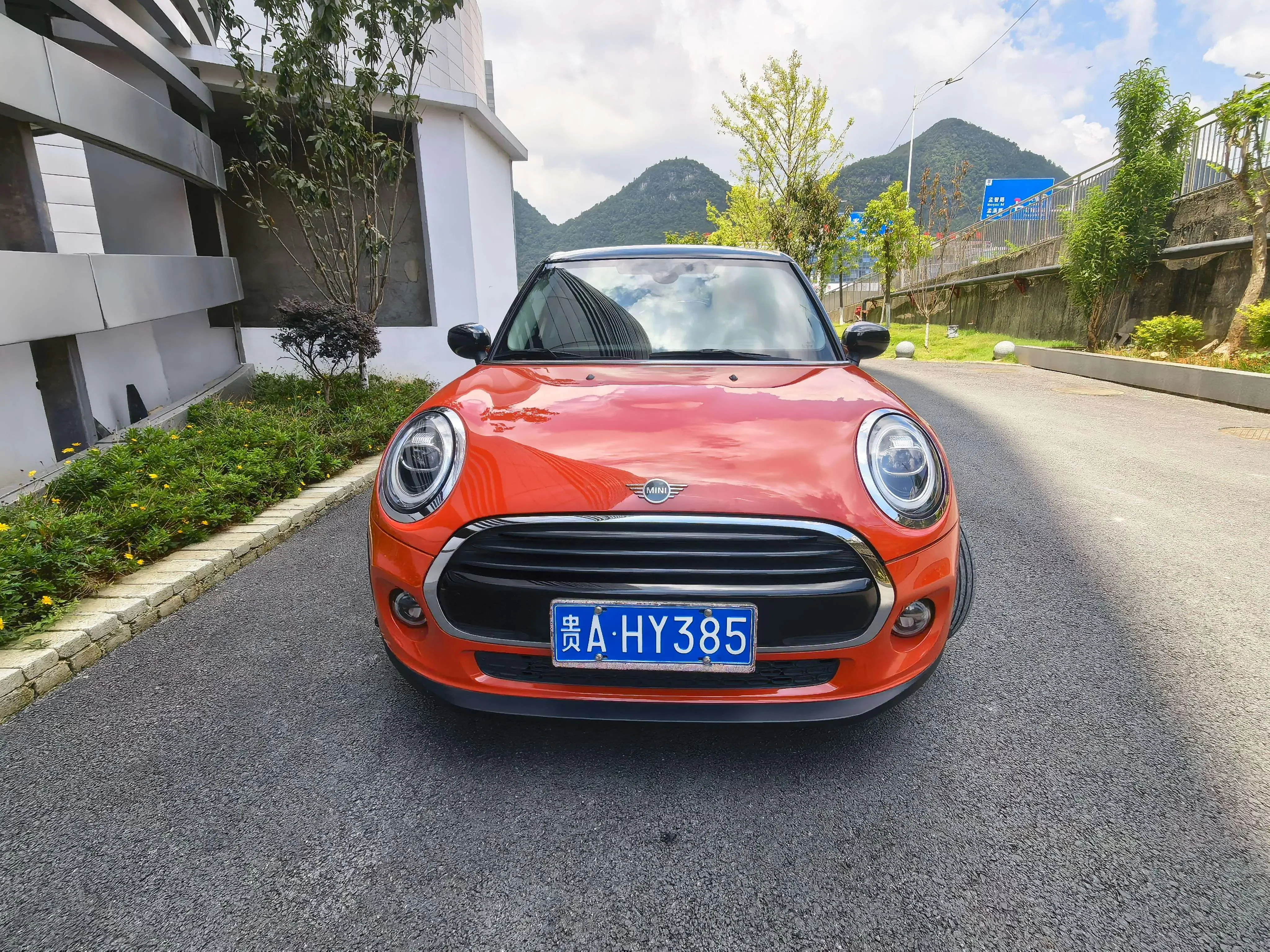 MINI 