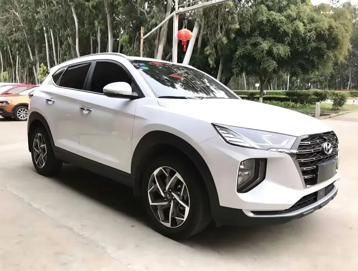 Hyundai Tucson L (Tucson)