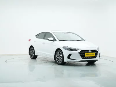 Hyundai Elantra Lingdong