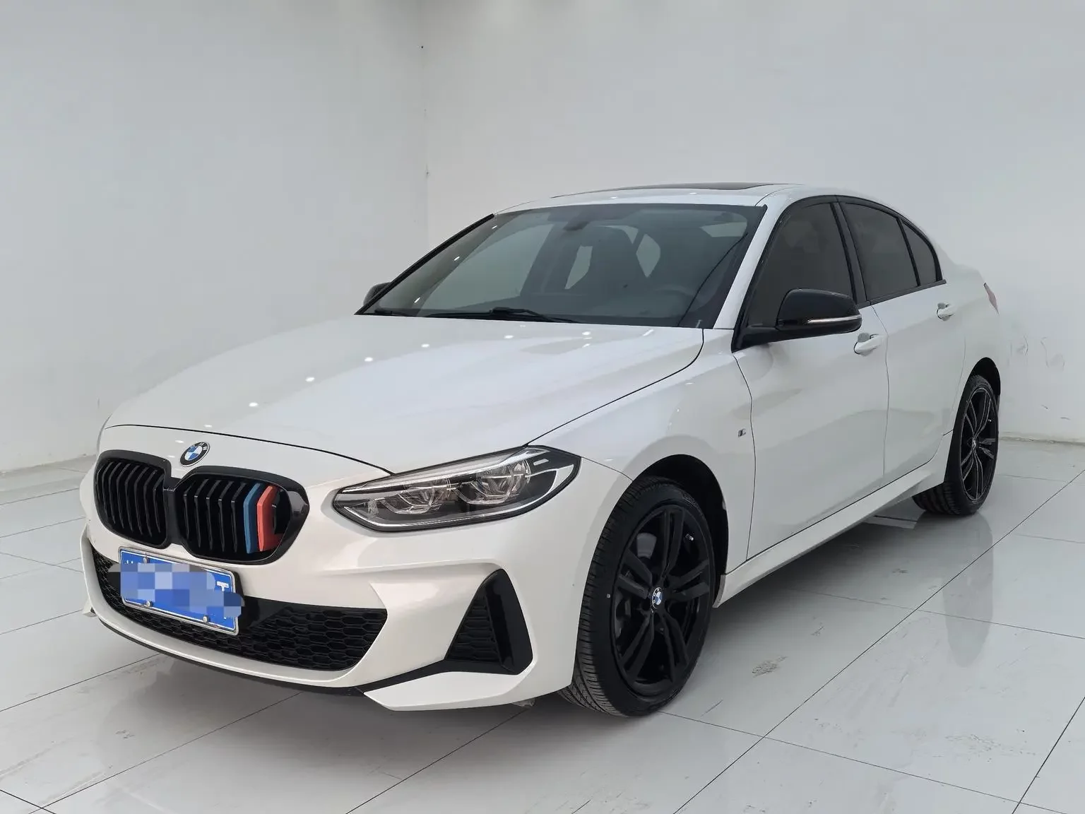 BMW 1-SERIES
