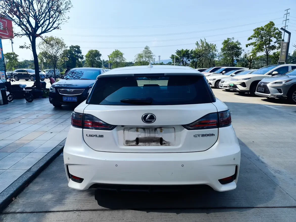 Lexus CT