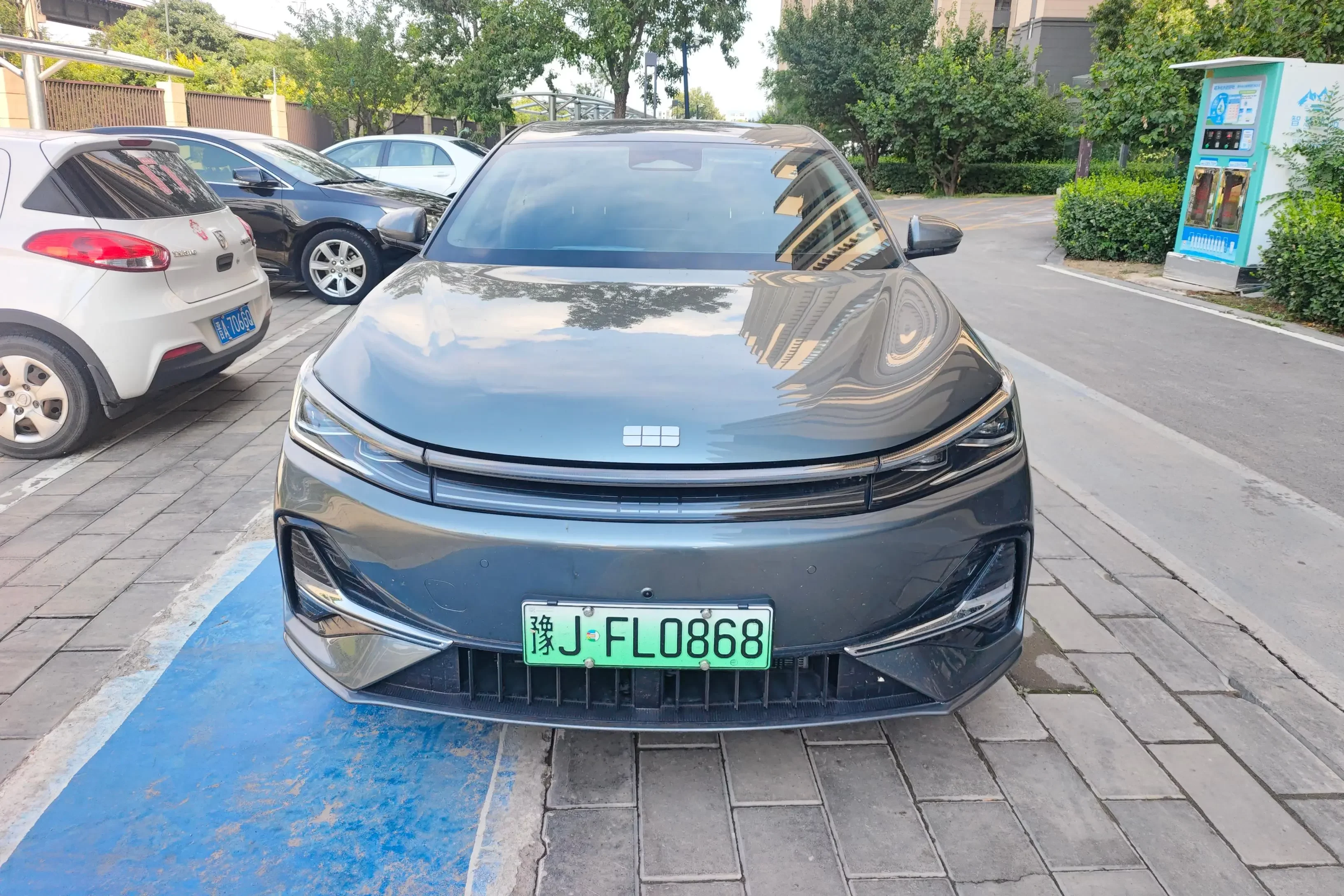 Geely Galaxy A7 EM