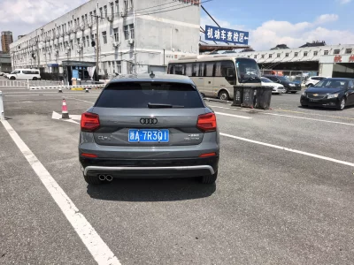 Audi Q2L