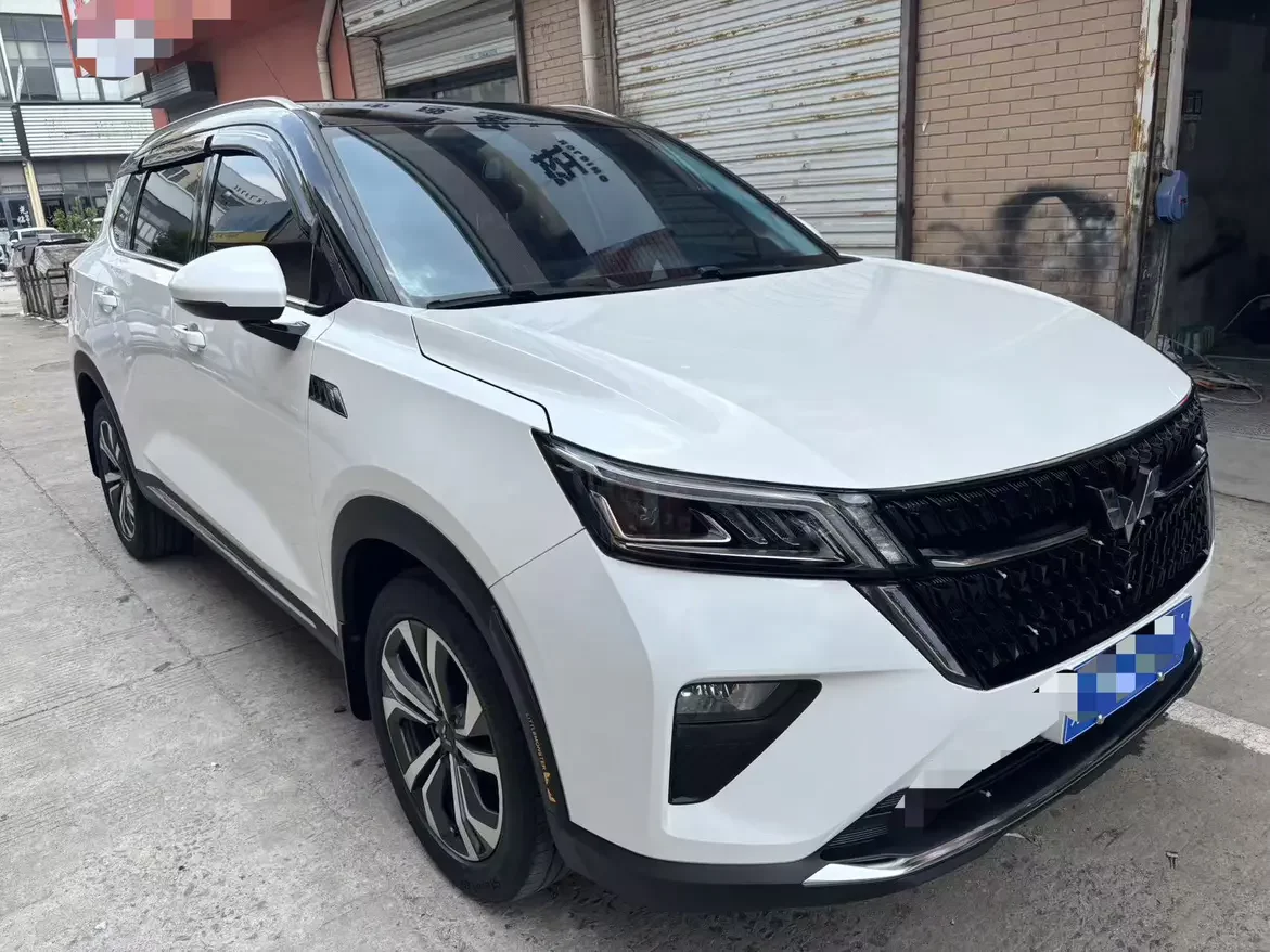 Wuling Asta (Star)
